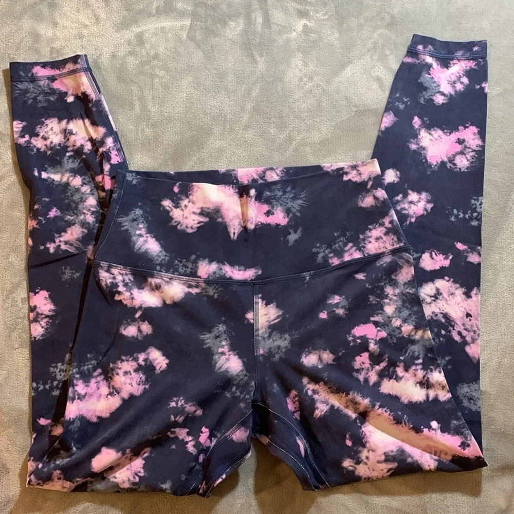 Lululemon Leggings - Picture 2 of 7